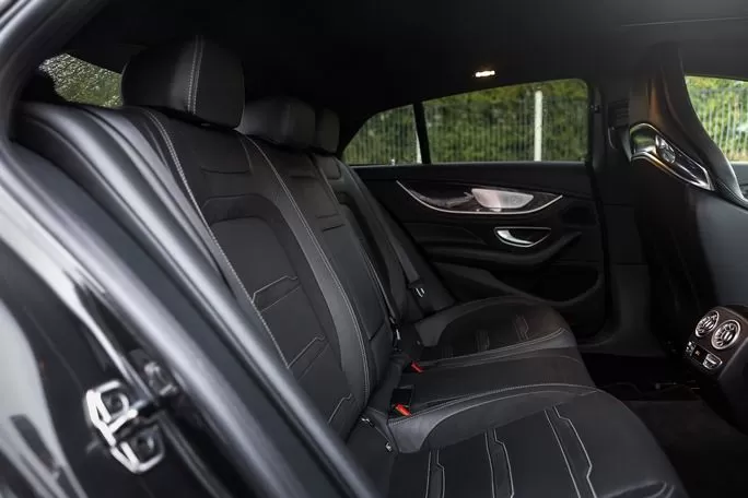 Аренда автомобиля Mercedes AMG GT 53 4MATIC - фото 5