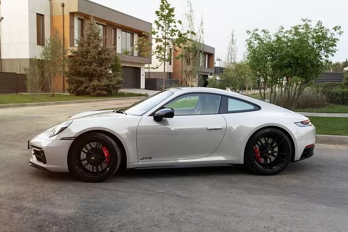 Аренда автомобиля Porsche 911 Carrera 4S - фото 2