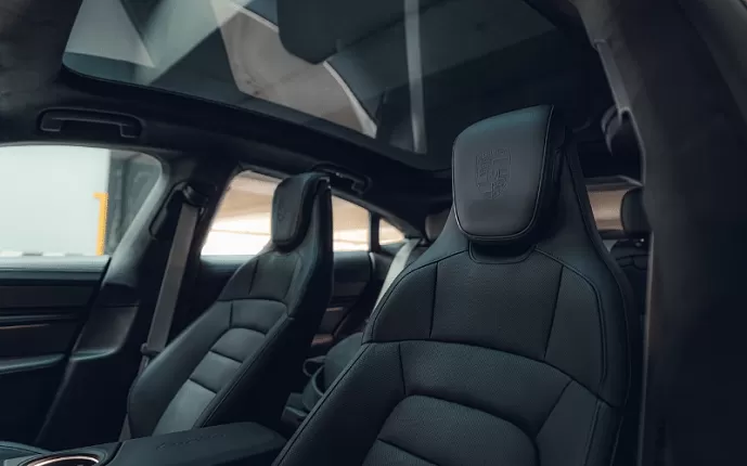 Аренда автомобиля Porsche Taycan TurboS - фото 5