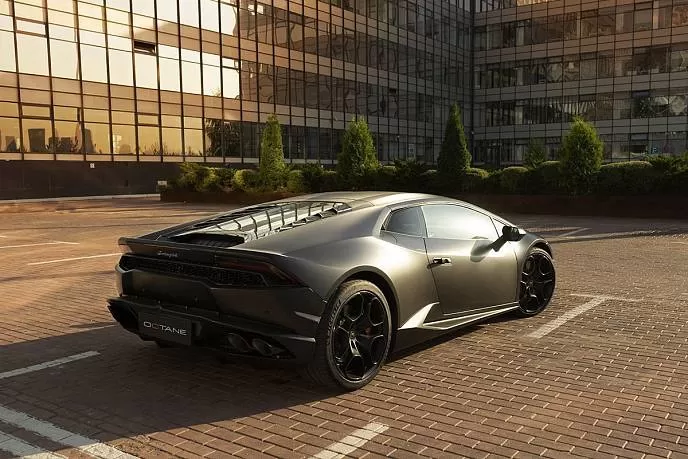 Аренда автомобиля Lamborghini Huracan EVO - фото 3