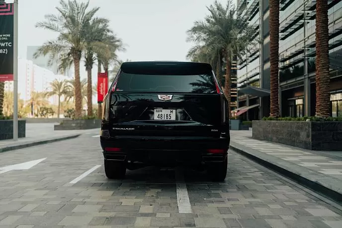 Аренда Cadillac Escalade Black в Дубае - фото 4