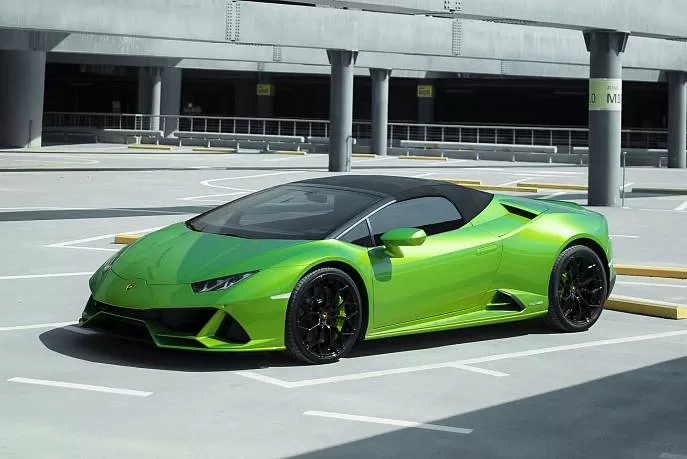 Аренда Lamborghini Huracan EVO Spyder в Дубае - фото 1