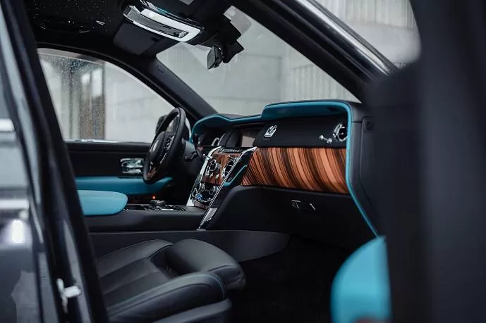 Аренда автомобиля Rolls-Royce Cullinan Grey  - фото 4