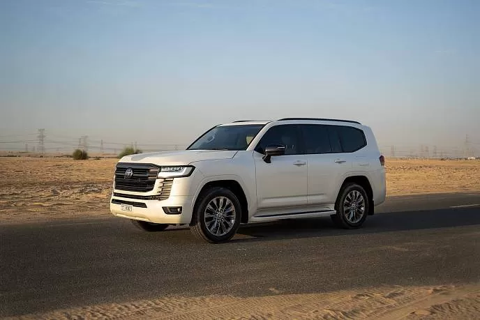 Аренда Toyota Land Cruiser 300 White в Дубае - фото 5