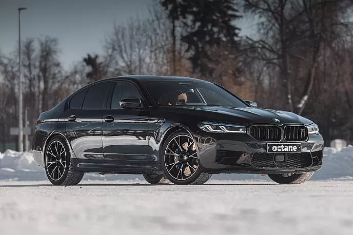 Аренда автомобиля BMW M5 Competition - фото 3