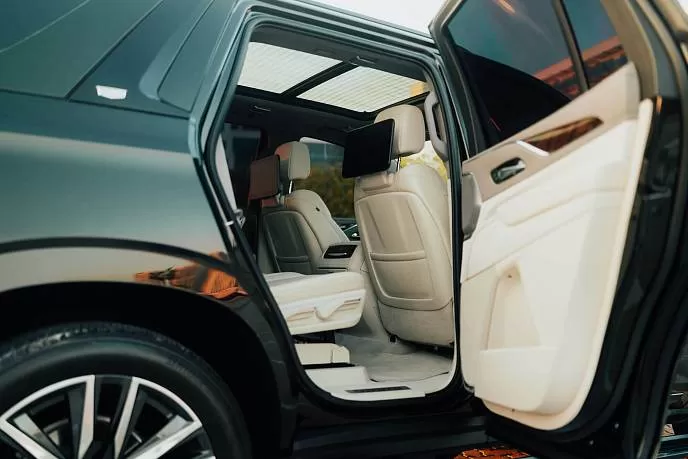Аренда Cadillac Escalade Black в Дубае - фото 8