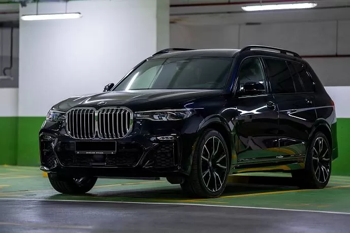Аренда BMW X7 (dark blue) в Дубае - фото 5