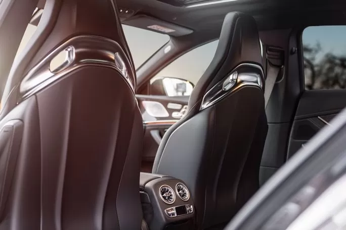 Аренда автомобиля Mercedes AMG GT 53 4MATIC - фото 4