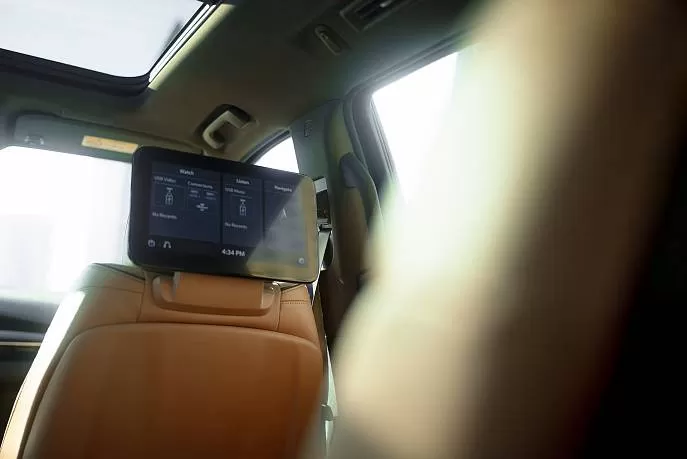 Аренда Cadillac Escalade White в в Дубае - фото 5
