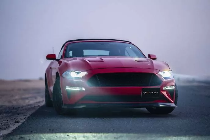 Аренда Ford Mustang Convertible GT Premium в Дубае - фото 3