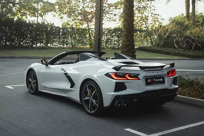 Аренда Chevrolet Corvette C8 в в Дубае - фото 2