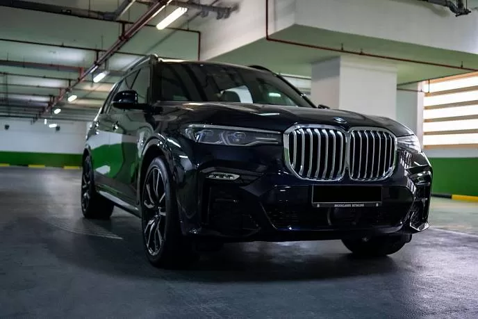 Аренда BMW X7 (dark blue) в Дубае - фото 3