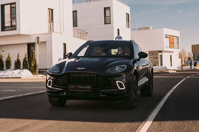 Аренда автомобиля Aston Martin DBX - фото 2