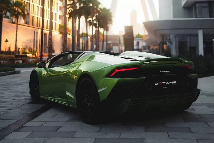 Аренда Lamborghini Huracan EVO Spyder в Дубае - фото 2