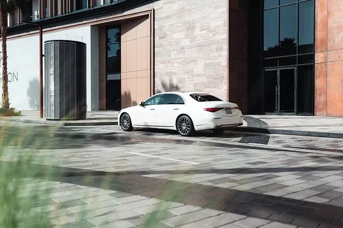 Аренда Mercedes S500 White в Дубае - фото 18