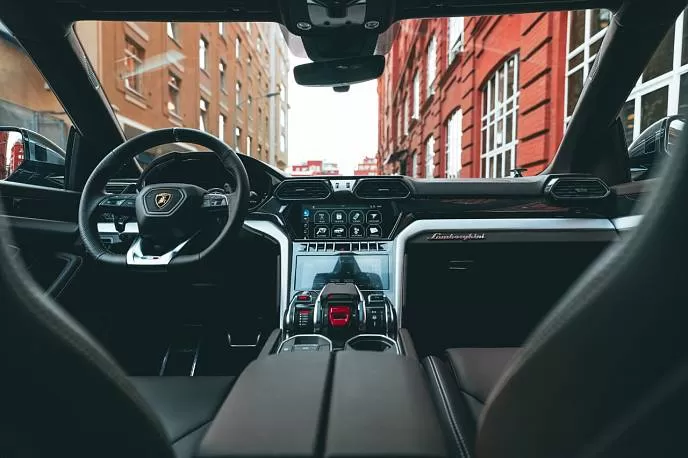 Аренда автомобиля Lamborghini Urus - фото 6