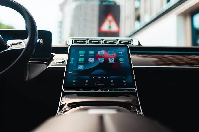Аренда Mercedes S500 White в Дубае - фото 6