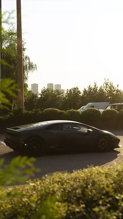 Lamborghini Huracan (black) Lamborghini Huracan (black)